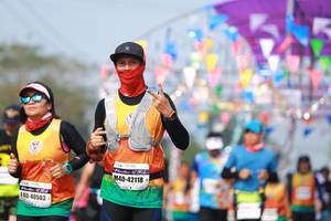 BIB: 780, 42118, 40503
                            <button type="button" onclick="openModal(9921921)" class="btn btn-primary btn-sm float-right btn-popup" data-toggle="modal" data-target=".modal-high-quality">
                        <i class="fas fa-shopping-cart"></i> Add to Cart
                    </button>
                                            <button type="button" onclick="isThisMe(9921921, true)" class="btn btn-success btn-sm float-right btn-popup btn-isme hidden" data-toggle="tooltip" data-placement="bottom" title="นี่คือรูปของคุณใช่ไหม คลิกที่นี่เพื่อเอาเข้าอัลบั้ม">
                        <i class="fas fa-plus"></i> Add to album
                    </button>
                    <button type="button" onclick="isThisMe(9921921, false)" class="btn btn-warning btn-sm float-right btn-popup btn-isnotme hidden">
                        <i class="fas fa-ban"></i> Remove from album
                    </button>